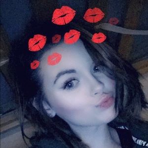 Meet your Posher, Gabrielle